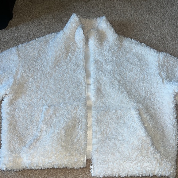 White furry coat - Picture 2 of 2